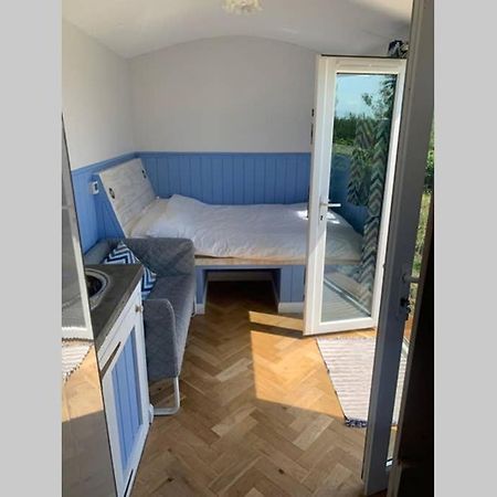 Apple Tree Hut Apartman Tenby Kültér fotó
